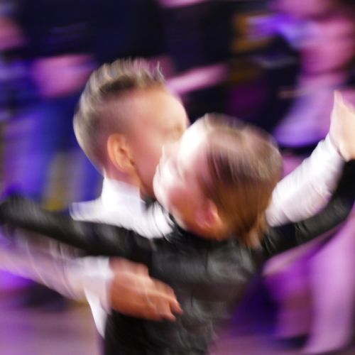 Kidz on the floor